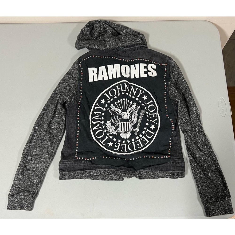 ‘Ramones’ ‘Iron Maiden’ Punk Band Patches Jean Denim Hoodie Jacket Coat Size S⛓️